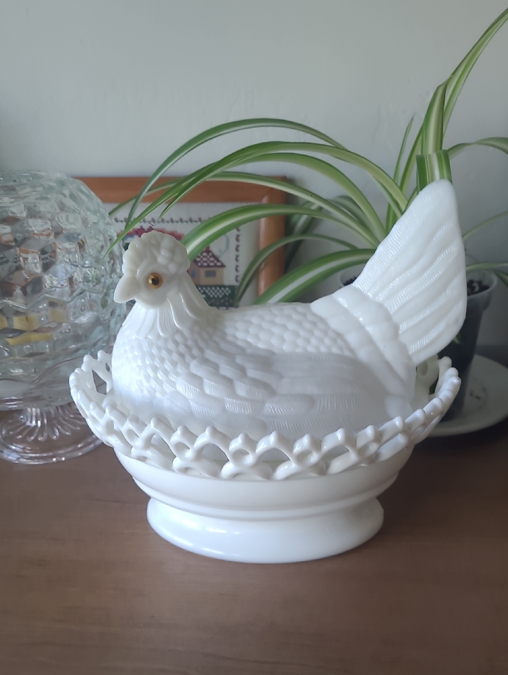 Atterbury & Co milk glass hen On Nest Glass Eyes